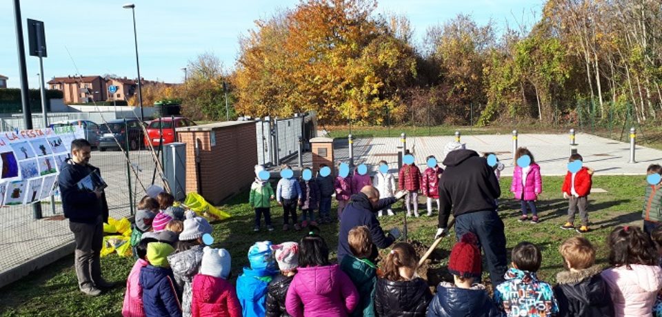 Piantumazione Albero a Trebbo di Reno